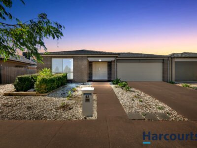43 Moorhen Boulevard, WILLIAMS LANDING, VIC 3027