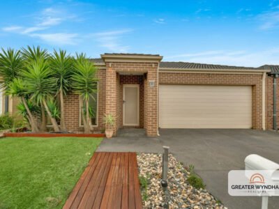 17 VICTORIA STREET, TRUGANINA, VIC 3029