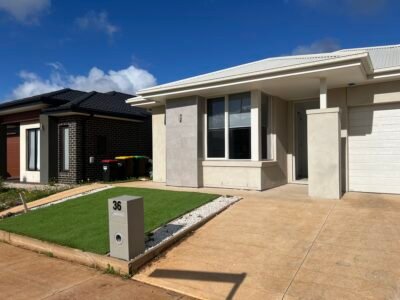 36 Whitecross Drive, THORNHILL PARK, VIC 3335