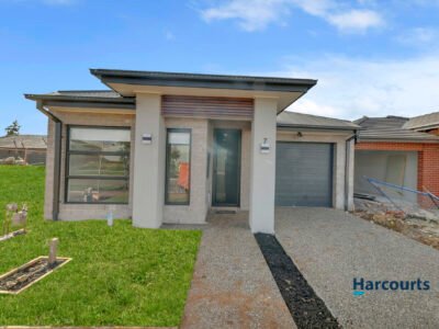 7 Kerala Street, ROCKBANK, VIC 3335
