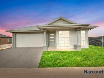 4 HERTALI STREET, TRUGANINA, VIC 3029
